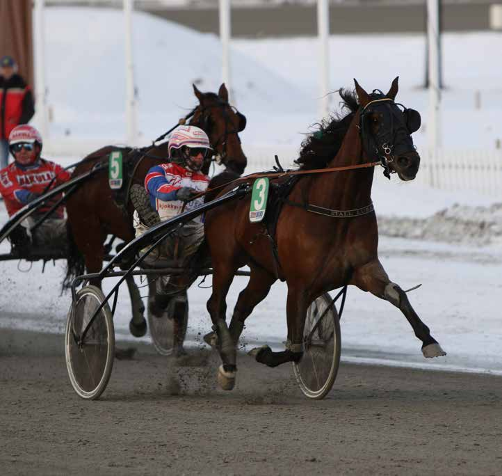 V- Løp Kl..00 Løp: Dugnadspensjonistenes løp (ca. kl. :00) ELITEN - SPORTRAPP or alle --årige. 00 m. Autostart. Premier:.000-8.000-.000-.000-.000-(.000) kr. 0 lere som kan løse raskt.