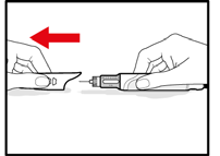 Dra nåleskjuleren av pennen. Husk å holde på sidene av nåleskjuleren, ikke trykk på toppen av den (se Figur R).