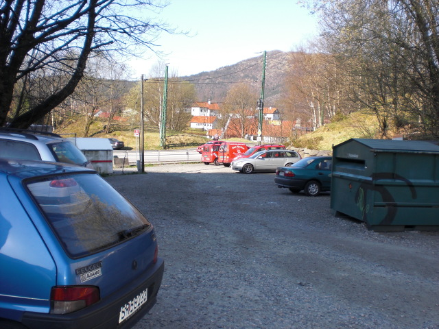 kritisk punkt. Området blir brukt til parkering.