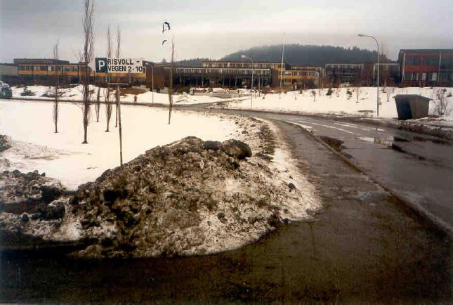 Snøen blir dumpet direkte i vannforekomster Roadside