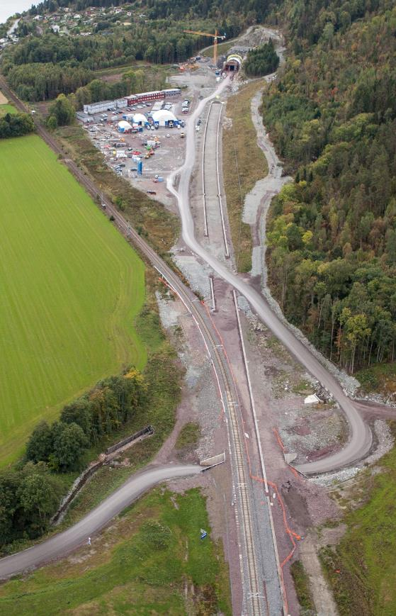 Det renner flere bekkedrag på tvers av planområdet. Figur 8. Utvidelser av gjeldende planområde er knyttet til punktene 4, 6, 7, 8, 9 og 11.