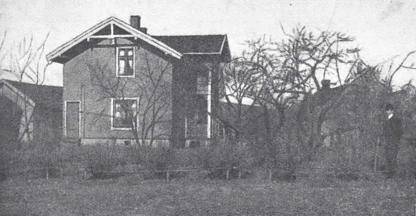Gammelt foto av hovedbygningen på Nordre Malurtaasen. Salgssummen var 7000 spesidaler, Nordre Malurtaasen iberegnet. I 1870-årene engang døde Nicolay Andresen, og det fremgår av et skjøte fra 15.