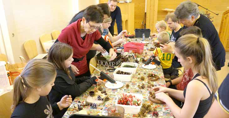 Advents leiren 1 3 Des. var den årvisse familie /adventleiren på fjell-ly. Ei helg som er annleis enn andre leirar.