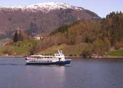 Sightseeing i Eidfjord vilt og vakkert Vi anbefaler en 3-timers sigtseeing i Eidfjord hvor du bl.a. får oppleve Hardangervidda Natursenter, en fascinerende tur med buss opp Måbødalen med utsikt til Norges turistattraksjon nr.