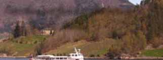 no HARDANGERFJORDEKSPRESSEN BERGEN - ROSENDAL Raskeste veien til Hardangerfjorden Uforglemmelige opplevelser på Baroniet Rosendal, i Folgefonna nasjonalpark og videre innover i Hardangerfjorden.