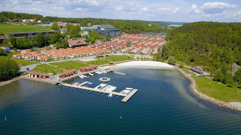 Oslofjord Convention Center Oslofjord Convention Center ligger i Stokke i Vestfold. Det er et gedigent konferansesenter med store messehaller og overnattingsmuligheter.