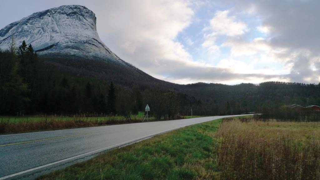 Rapport 581381-R01-A01 Ingeniørgeologisk rapport til reguleringsplan Vedlegg 4 Bilder E6 Femtvasslia - Kråkmo Statens vegvesen Region nord Side 7 av 7 Bilde 13 I følge aktsomhetskart fra NGU ligger