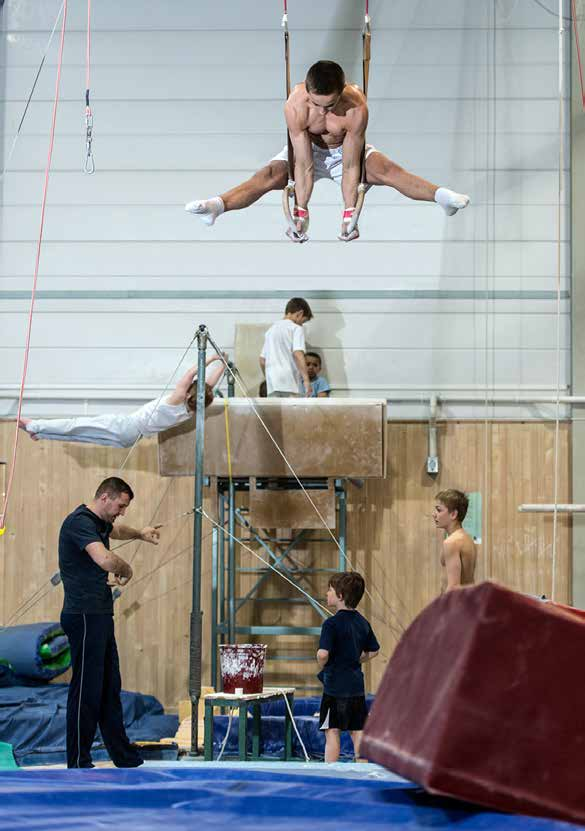 HOVEDMÅL: TURN KVINNER OG TURN MENN Alltid stille lag i NM senior, junior og Norges Cup. Årlige medaljevinnere i NM senior, junior og Norges Cup. Være representert i internasjonale konkurranser.