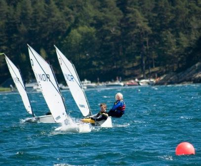 Tromøya Rundt 2011 Tur og Hav gruppa invitrr all til årts Tromøya Rundt, lørdag 4.6. Dt sr ut til å bli strålnd vær og prfkt vind.