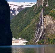 ATTRAKSJONAR Fjordgardar Fjordgardane levande kulturhistorie Dei gamle fjordgardane er eitt av dei fremste kulturminna vi har, der dei ligg på bortgøymde plassar nede ved fjorden eller høgt oppe på