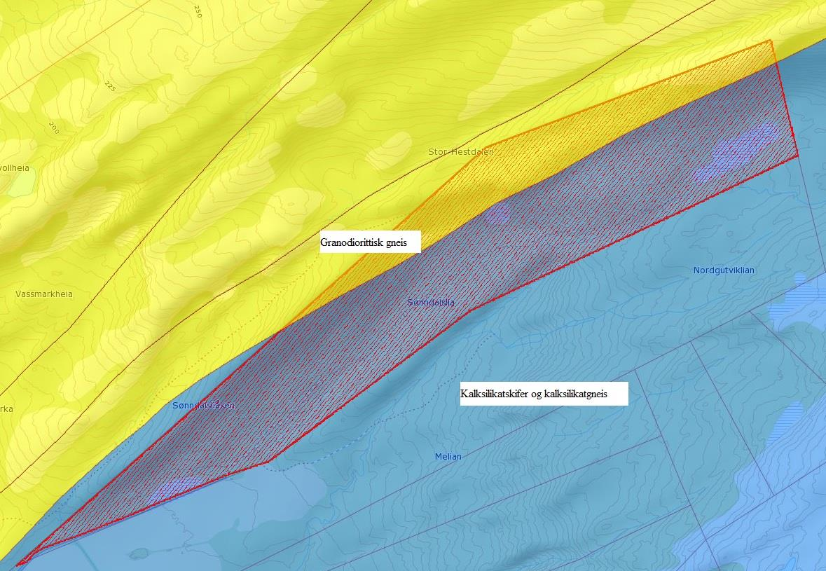 2.3 TOPOGRAFI For det meste består lokaliteten av ei sørøst-vendt li. Denne er slak i nedkant med bratt berg i øverkant og følger langs naturreservatet fra vest mot øst.