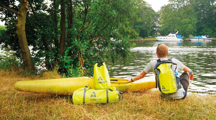 AquAPAc vanntette mapper Aquapac er 100% vanntette mapper i et miljøvennlig, resirkulerbart materiale (PVC-fri).