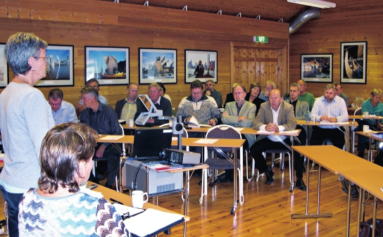 O R K i d é Å R S M E L D I N G 2 0 0 6 7 Kollegiemøter Ordfører og rådmannskollegiet for Nordmøre har vært samlet på 2 "stormøter" og har behandlet 12 saker i 2006. Kristiansund 18.