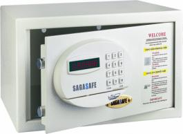 63 Saga Hotelsafe DCP-23OP Pengeskrin Hotelsafe med elektronisk kodelås og kortleser Koden kan til enhver tid endres.