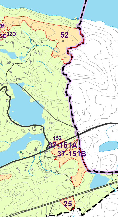 52 Nordre del av området er i konflikt med nasjonale naturtyper Sørøstre del utredes for 37A 37B 151-152 25 Hele området utredes Prioritert landbruk (dyrka mark og skog) Nasjonal naturtype Lokalt