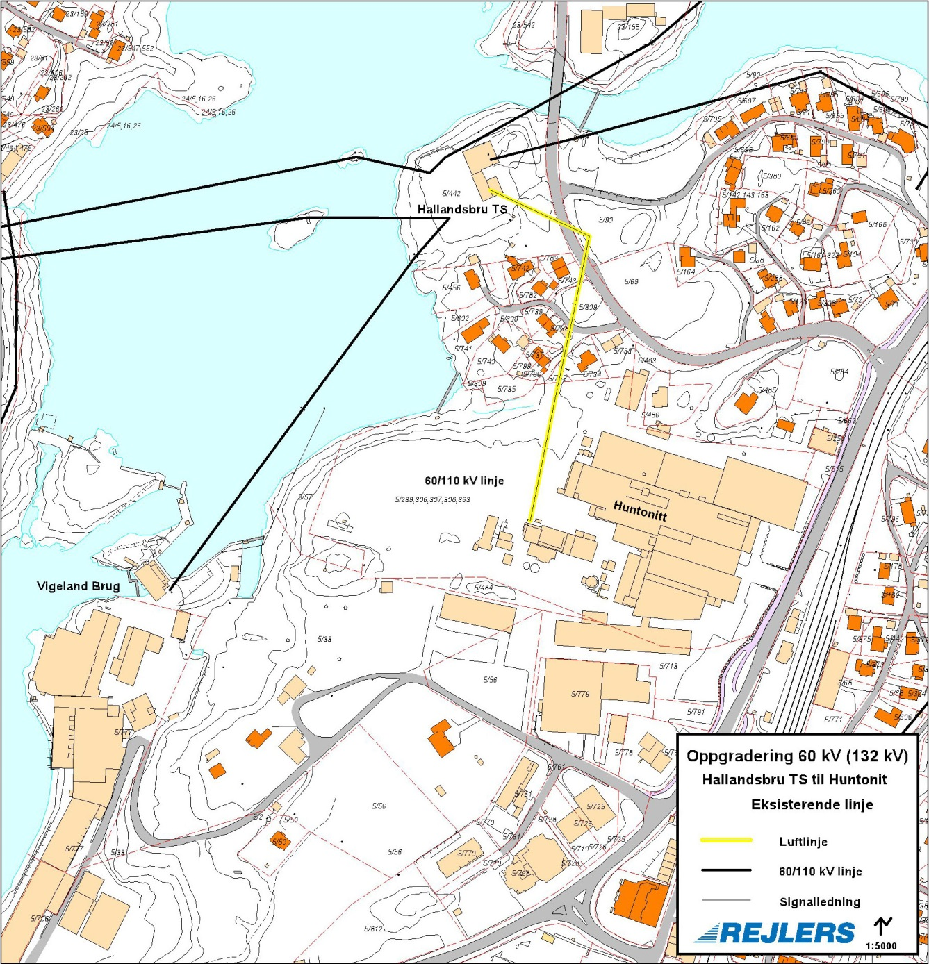 4 Beskrivelse av anlegget Huntonit AS ligger i Vennesla kommune. Her er også Hallandsbru transformatorstasjon, omkring 300-400m unna, som forsyner bedriften med strøm på en 66kV luftledning.