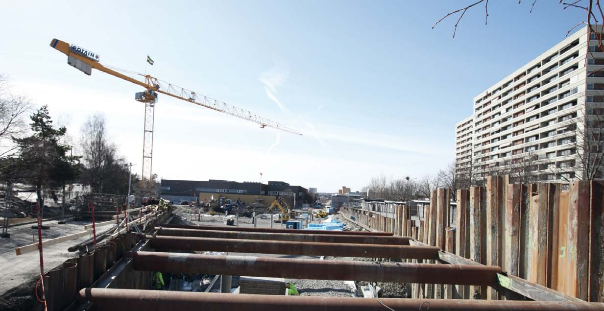 Strandveien 43 På Nyhavna i Trondheim med umiddelbar nærhet til Solsiden og Brattøra transformerer OBOS Forretningsbygg et gammelt meieri til et 12 000 m² stort moderne næringsbygg på fem etasjer i