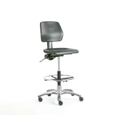 Ergonomisk arbeidsstol trukket i PU. Ryggen er regulerbar både i høyde og dybde. Høyderegulering med gasslift 430-560 mm. Setemål: 420 x 410 mm (B x D).