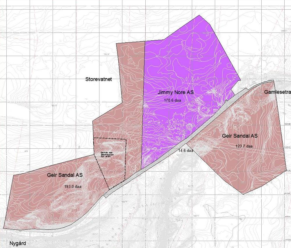 Figur 2 Utkast plangrense (Siri Gausemel, Nordplan AS, 01.06.2016) Nærmeste bolig i vest (Nybø, g.nr. 110, b.nr. 3) ligger tett på foreslått reguleringsplangrense, ca.