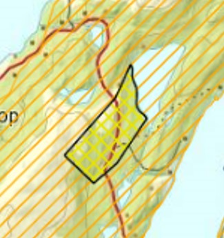 5 Reindrift: Området er flytte- og trekklei, se nedenstående figur. Området brukes til beite i perioden september til mai.