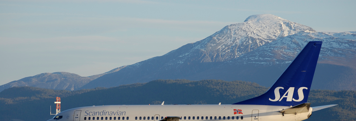 Molde Lufthavn) Meir kraftig