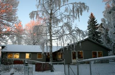 3.2.2.2 Sagaskogen barnehage Sagaskogen barnehage består av avdeling Rustadskogen og avdeling Sagaskogen som begge er to-avdelings barnehager.