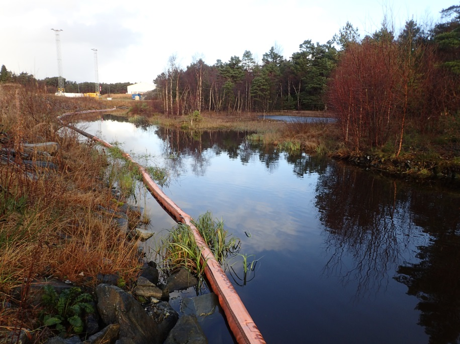 Utløp fra Skjenavatnet.