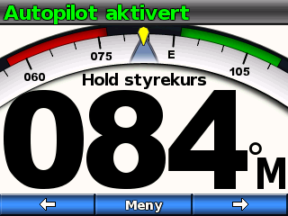 Forstå skjermbildet Styrekurs med autopiloten aktivert Når du aktiverer autopiloten, tar autopiloten over styringen av roret og styrer båten etter den fastsatte styrekursen.