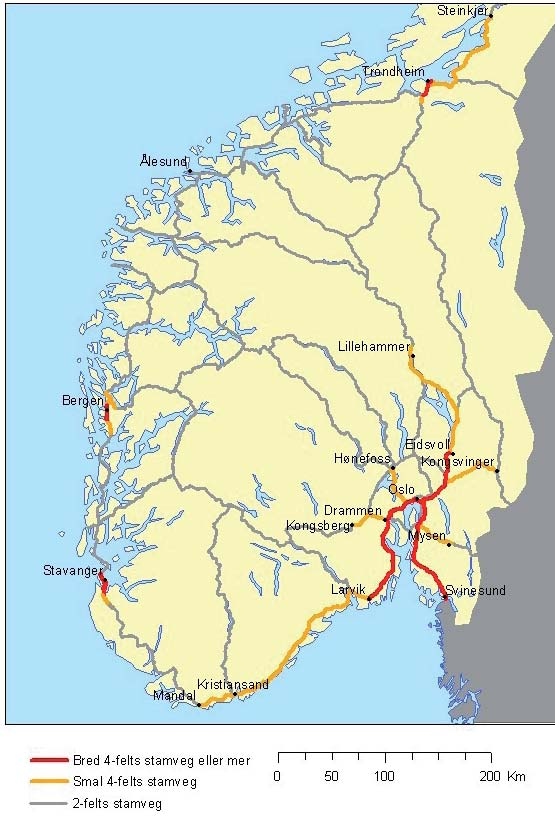 Videreføring av firefeltsstrategien I forbindelse med arbeidet med Nasjonal transportplan 2006-2015 utformet Statens vegvesen en strategi for utbygging av strekninger med ÅDT over 10 000