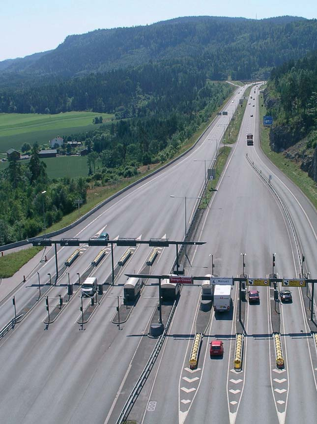 Vedlegg 1 Grunnlagsrapport 3 Stort behov for ressurser Å utvikle hele stamvegnettet til en god standard vil koste mye.