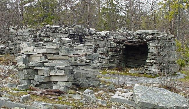 Nyere tids kulturminner: Sefrak-registreringene viser at det har vært gårdsdrift langs Femundselva og Engeråa i hvert fall fra andre halvpart av 1800-tallet.