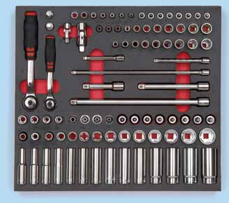 toolsystem 1/4" og 3/8" pipesett Innhold: 91 deler 1/4 deler: Skralle, forlengere 75/100/250 mm, universalledd 11 stk. 6-kt. korte piper: 5-14 mm 9 stk. 6-kt. lange piper: 6-14 mm Torx: 8 stk.