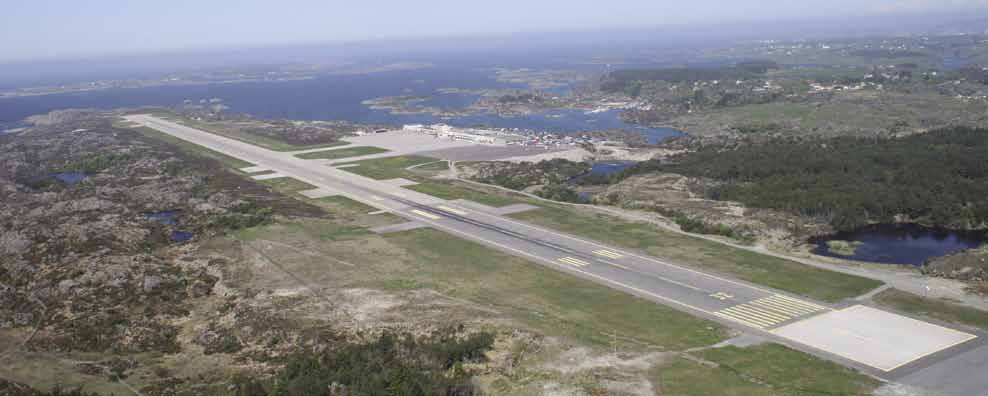 Haugesund Lufthavn, Karmøy (Avinor) forventer ytterligere vekst i både antall passasjerer og nye destinasjoner for 2012. Fra april 2012 starter Wizz Air ukentlig direktefly til Gdansk (Polen).