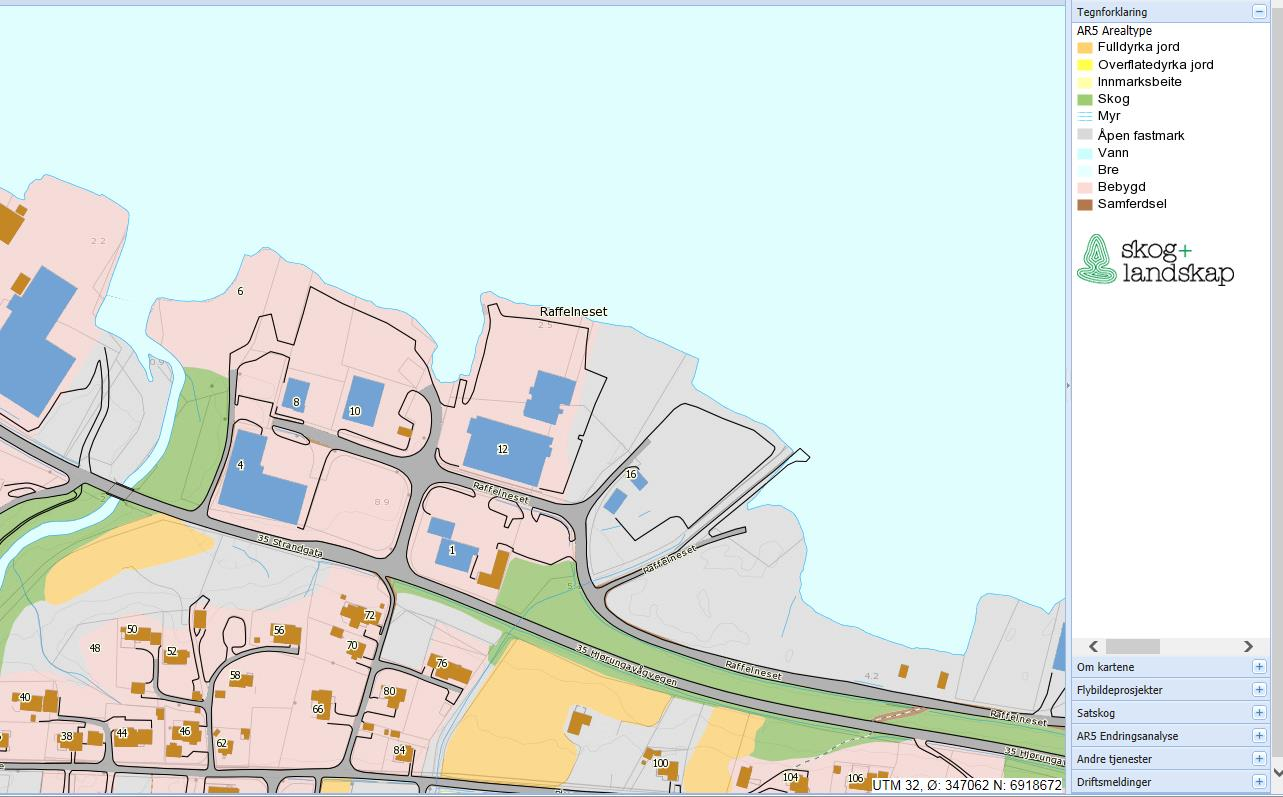 Området er på etablert fylling med planeringshøgd på ca. kote + 2- til +4 meter. 5.5 Landskap. Området ligg ved sjøkanten med fjordlandskap.