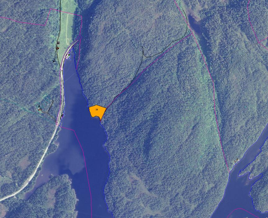 Nesbjørgnes, Lukksund Hytte 5.