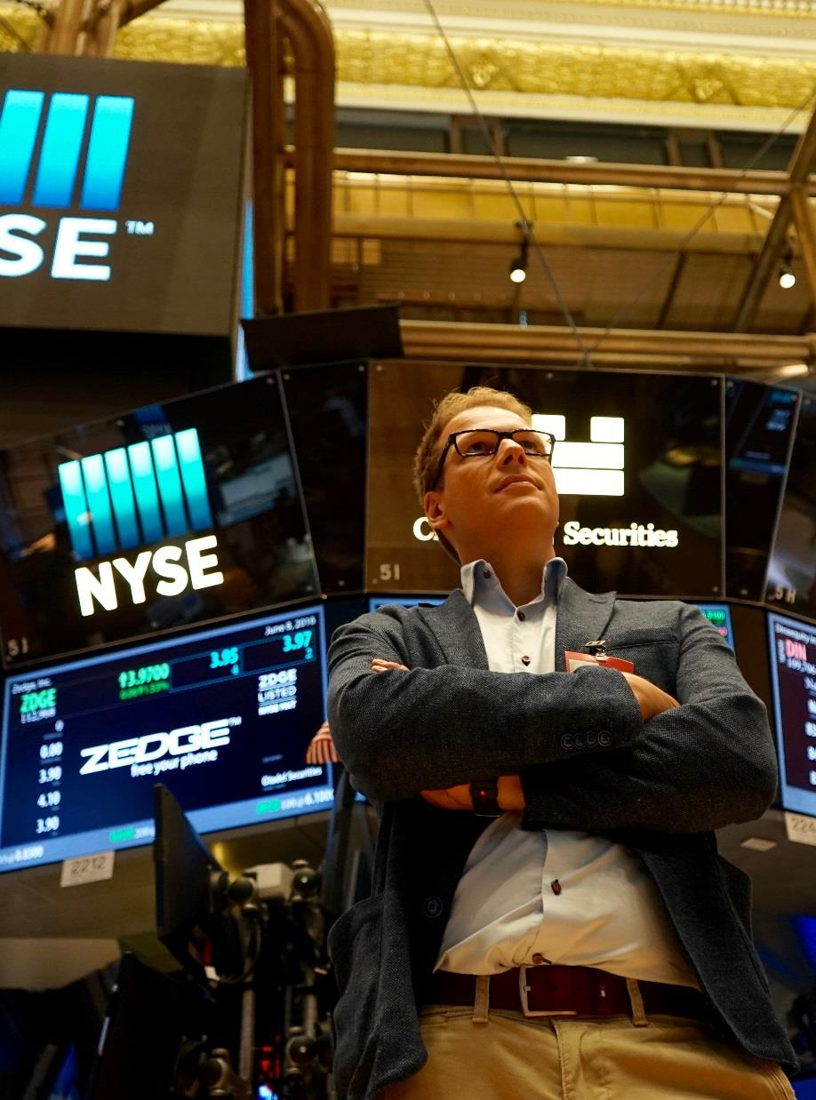 Transaksjoner: Tidenes største børsnotering på New York Stock Exchange av et teknologiselskap fra Malvik App for personalisering av mobil-telefoner Lastet ned over