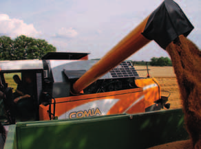 Comia kan leveres med forskjellige tankstørrelser. Den kan utstyres med korntanker fra 4200 til 5200 liter, avhengig av modell.