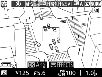 ( Miniatyreffekt 1 Velg live view. Drei på bryteren for live view for å heve speilet og vise visningen gjennom objektivet på skjermen. 2 Plasser fokuspunktet.