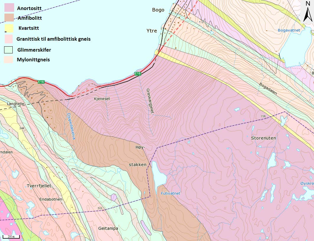 2.3 Berggrunn Figur 2.7 Oversiktskart over berggrunnen i området. Kartet er hentet fra www.geo.ngu.no 16.02.2016. Målestokk 1: 50 000. Berggrunnen i Bogelia består for det meste av anortositt.