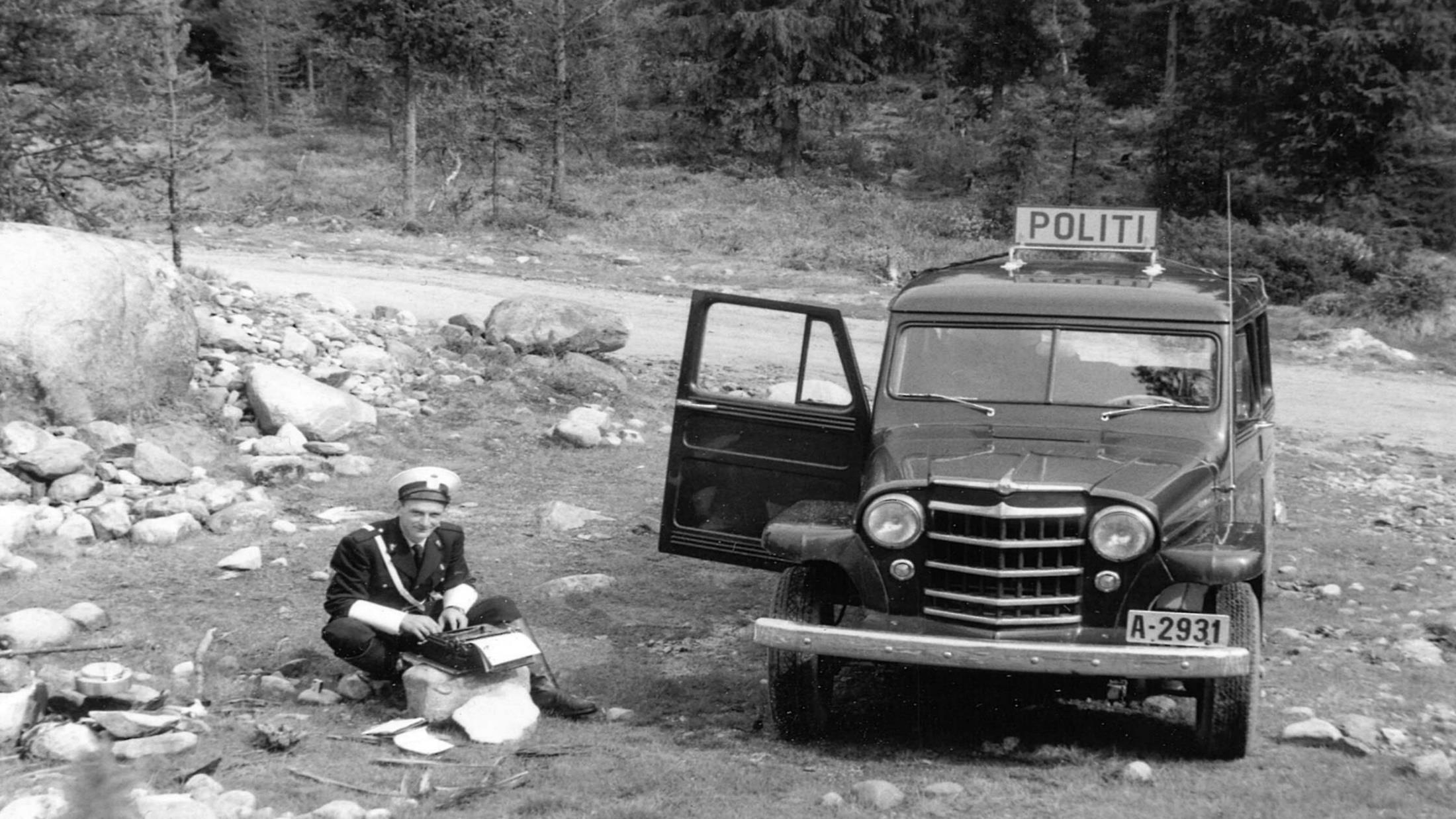 Politikonstabel Håkon Nergaard, Østerdalen 1958 Foto: UP VEST POLICE