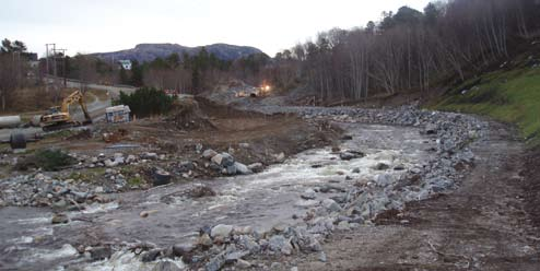 Tiltaksnummer og -navn: 10385 Lauvsneselva ved Lauvsnes (Hovedplan) Kommune/fylke: Flatanger, Nord-Trøndelag Tidsrom: Juni 2006 - august 2006 Entreprenør: NVE Anlegg med underentreprenører