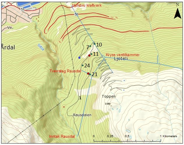 Kapittel 8 Figur 8-2: Punkter for bergmasseklassifisering er markert med grønn. Punkter der steinprøvene ble hentet er markert med rødt. Plassering av v-overløp er markert med blå firkant.
