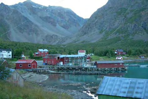 3.2 Landskapsbeskrivelse De aktuelle delene av Lyngen inngår i to definerte landskapsregioner.