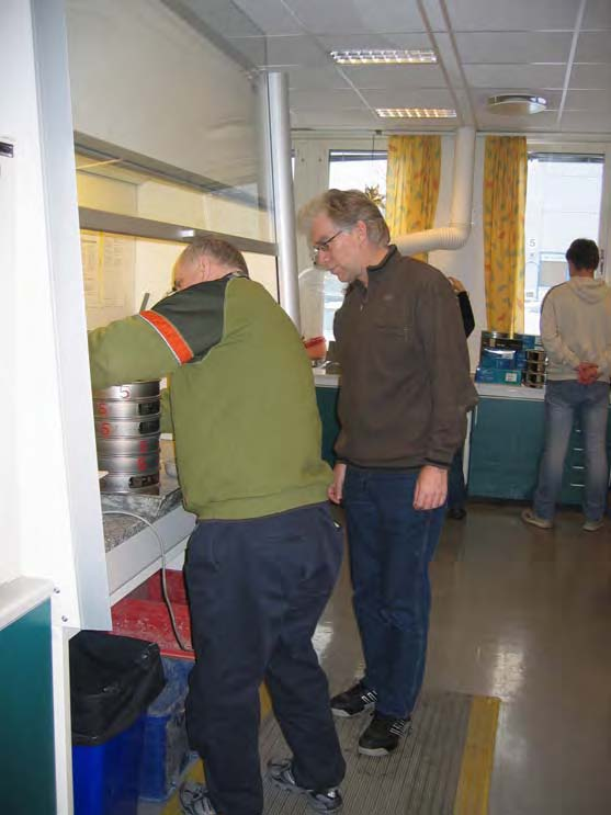 Onsdag 08-02-06 Sentrallaboratoriet Orientering om asfalt og tilslagsmateraler.