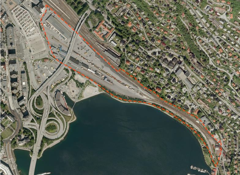 Planforslaget er utarbeidet i samarbeid med Jernbaneverket. Planområdet utgjør 120,8 daa, som dekker dagens godsterminal med noe utvidelse i sør mot parken langs Store Lungegårdsvannet.