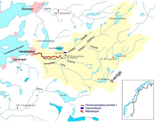 3. Hydrometriske stasjoner Det er flere målestasjoner i vassdraget. Figur 5 viser beliggenheten til disse målestasjonene og andre sammenligningsstasjoner. Alle stasjonene er å betrakte som uregulerte.