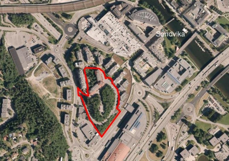 3.30 - Kjørbokollen 30, Sandvika Innspill fra Andenæs eiendom AS Innspillet i korte trekk Kjørbokollen 30 består av et kontorbygg, parkeringsplass og en bratt skråning.