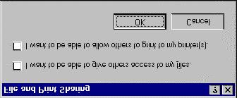 Du kan angi dette i nettverksinnstillingene for Windows 95. Deretter gjør du en harddisk eller katalog til en delbar ressurs ved å angi dette i egenskapene for den harddisken eller katalogen.