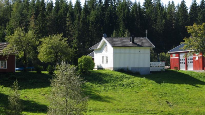 omverv var huken ved inngangen utbygd med nytt bislag