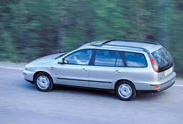 Fiat Marea bilen. Fiat Marea har ikke klimaanlegg, men friskluftanlegget har større kapasitet og bedre kjøling enn i Mondeo. Testvurdering komfort: Xantia: 5. Mondeo: 4.Vectra: 3. Marea: 2.